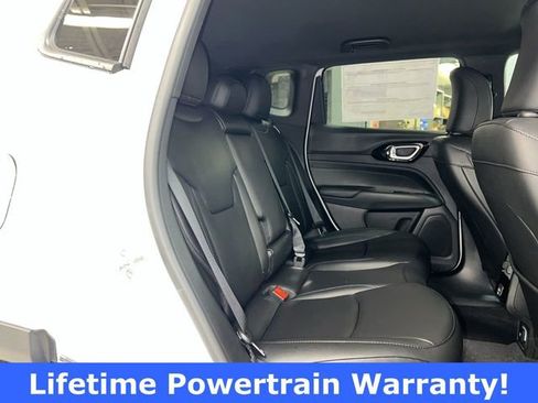 New 2026 Jeep Compass Limited image 18