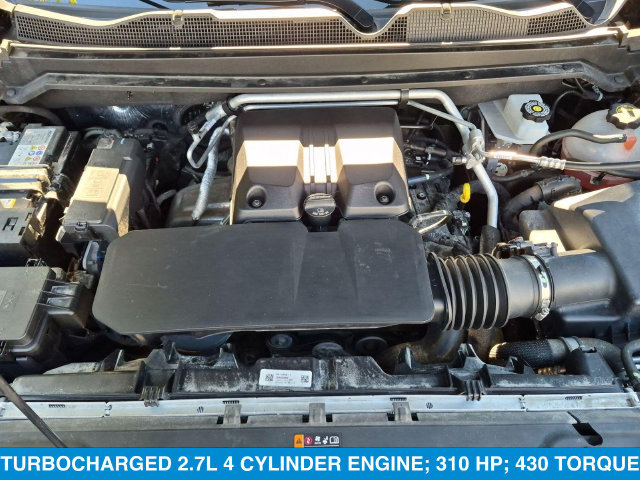 Used 2025 Chevrolet Colorado Trail Boss AWD/4WD image 34