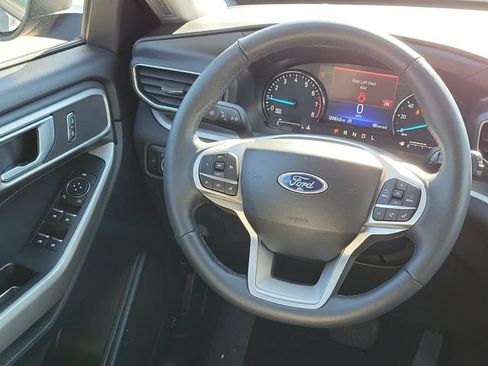 Certified 2023 Ford Explorer XLT w/ Equipment Group 202A AWD/4WD image 21
