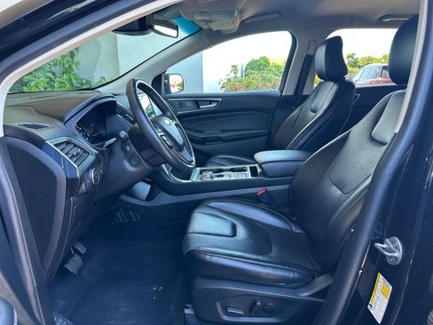 Used 2022 Ford Edge Titanium w/ Equipment Group 301A AWD/4WD image 30