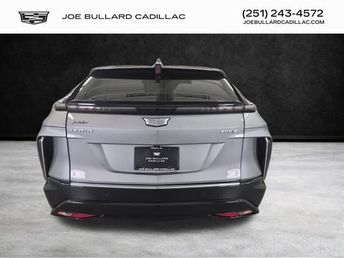 New 2026 Cadillac Lyriq Premium Luxury w/ LPO, Floor Liner Package image 5
