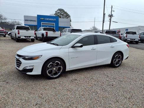 New 2024 Chevrolet Malibu LT image 8