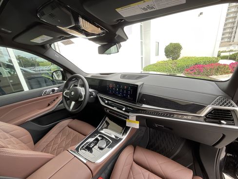 New 2026 BMW X5 sDrive40i image 21