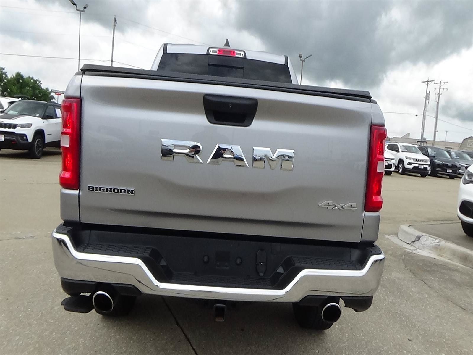 Used 2025 RAM 1500 Big Horn AWD/4WD image 7