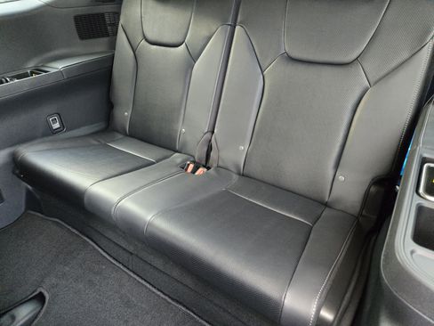 New 2026 Lexus TX 500h AWD image 22