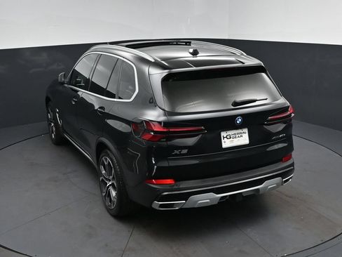 Used 2024 BMW X5 xDrive50e w/ Premium Package AWD/4WD image 33