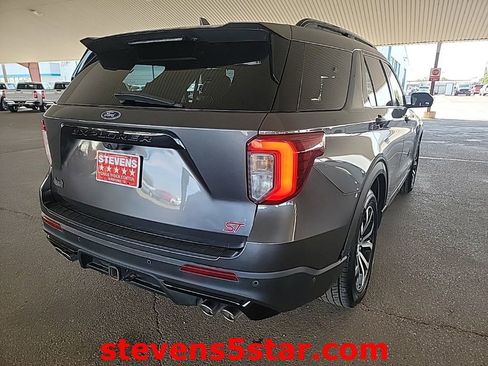 Used 2020 Ford Explorer ST w/ Premium Technology Package image 9
