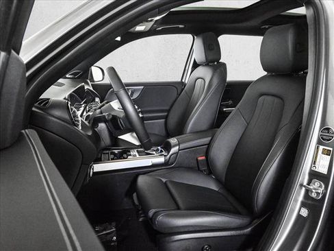 Certified 2025 Mercedes-Benz EQB 300 4MATIC w/ Driver Assistance Package image 18