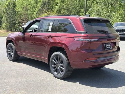 New 2026 Jeep Grand Cherokee Limited AWD/4WD image 11