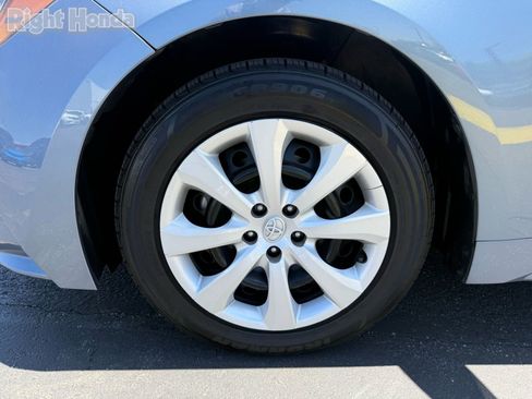 Used 2024 Toyota Corolla LE FWD image 11
