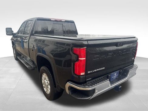 Used 2024 Chevrolet Silverado 3500 LTZ w/ LTZ Plus Package image 4