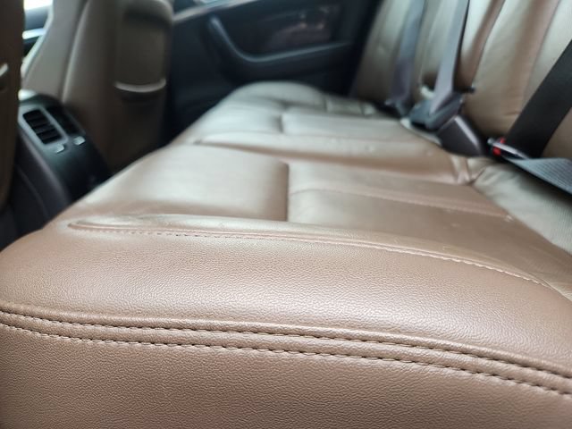 Used 2015 Lincoln MKS w/ Equipment Group 101A FWD image 25