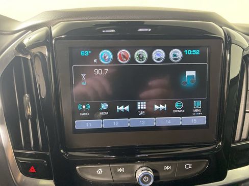 Used 2019 Chevrolet Traverse LT w/ LT Premium Package FWD image 18