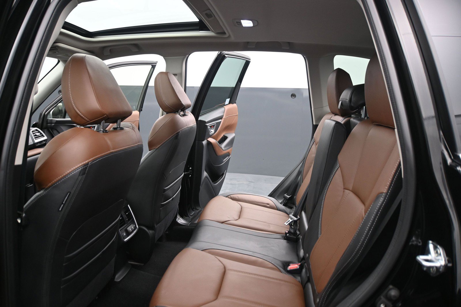 Used 2023 Subaru Forester Touring AWD/4WD image 17