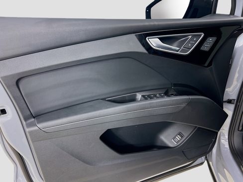 Used 2024 Audi Q4 e-tron Prestige w/ Black Optic Package image 18