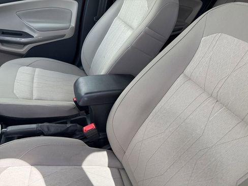Used 2018 Ford EcoSport SE image 5