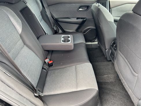 Used 2023 Nissan Rogue SV FWD image 27
