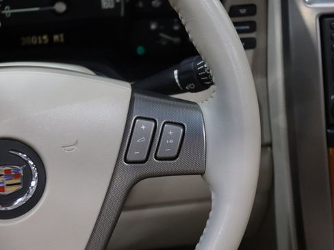 Used 2006 Cadillac XLR image 47