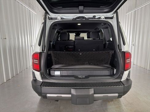 Used 2024 Toyota Land Cruiser image 8