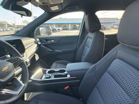 New 2026 Chevrolet Equinox LT image 12