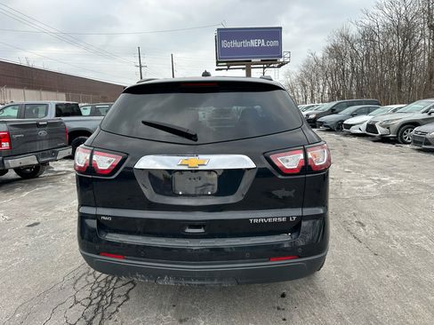 Used 2016 Chevrolet Traverse LT image 6