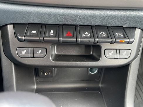 Used 2022 Chevrolet Colorado Z71 image 29