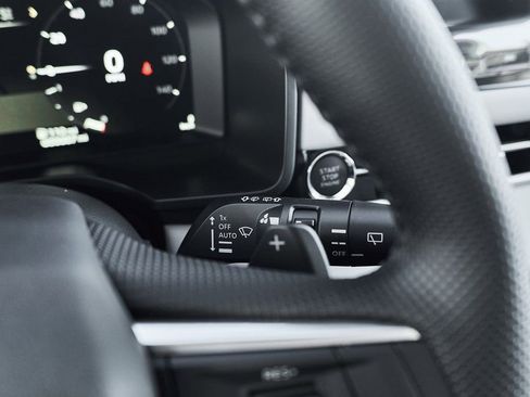 New 2026 Mitsubishi Outlander SEL FWD image 41