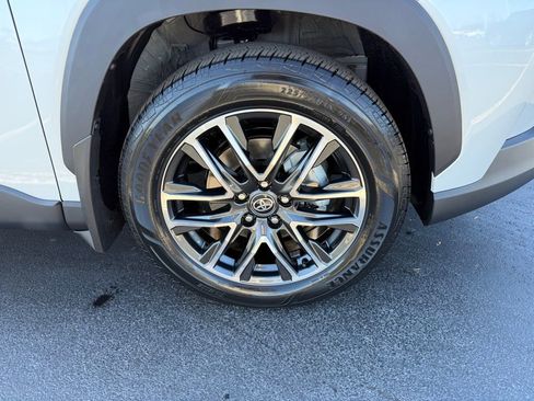 New 2026 Toyota Corolla Cross XLE image 8