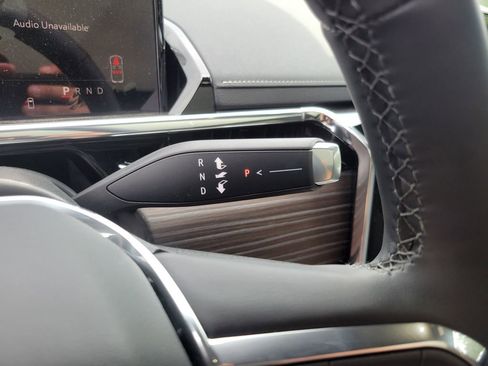 New 2025 GMC Sierra EV Denali AWD/4WD image 17
