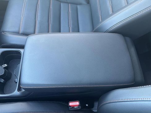 Used 2025 Honda CR-V Sport Touring image 22