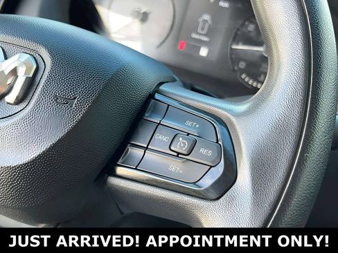 Used 2023 RAM ProMaster 2500 w/ Driver Convenience Group FWD image 14