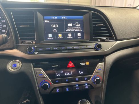 Used 2018 Hyundai Elantra Value Edition image 17