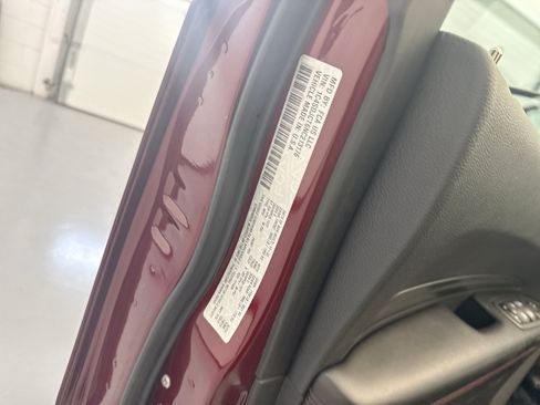 Used 2022 Dodge Durango R/T w/ Blacktop Package AWD/4WD image 19