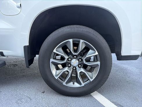 Used 2024 Chevrolet Silverado 1500 LT w/ Safety Package RWD image 29