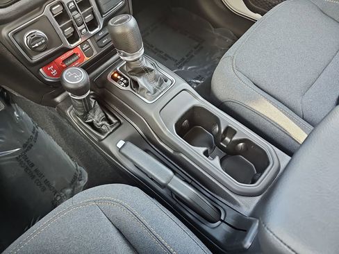 New 2026 Jeep Gladiator Willys image 24