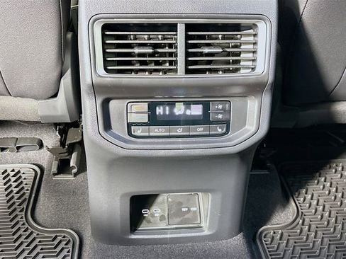 New 2026 Volkswagen Atlas SEL AWD/4WD image 27