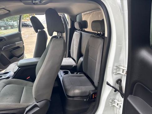 Used 2017 Chevrolet Colorado W/T w/ WT Convenience Package AWD/4WD image 17