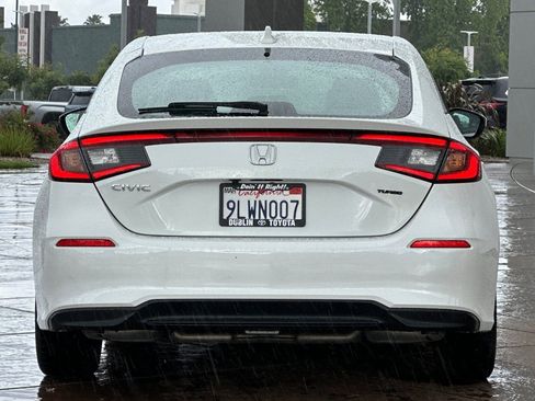 Used 2024 Honda Civic EX-L image 5