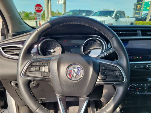 Used 2023 Buick Encore GX Essence w/ Experience Buick Package FWD image 20