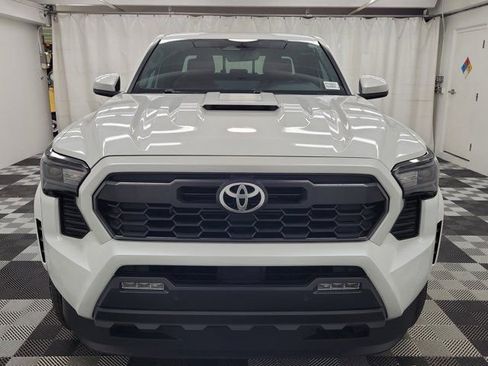 Used 2024 Toyota Tacoma TRD Sport w/ TRD Sport Upgrade Package RWD image 2