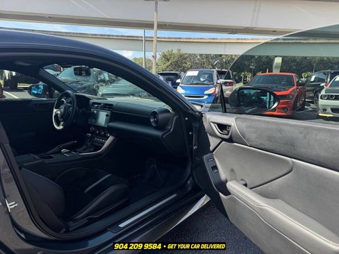Used 2023 Toyota GR86 Premium RWD image 30