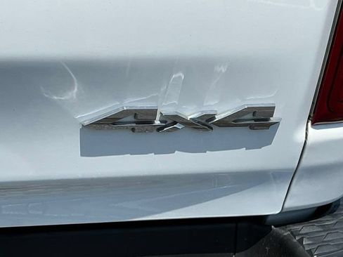 Used 2022 RAM 1500 Laramie AWD/4WD image 13