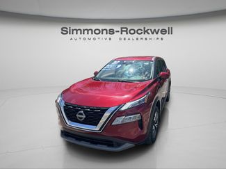Used 2023 Nissan Rogue SV video 1