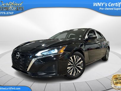 Used 2024 Nissan Altima 2.5 SV