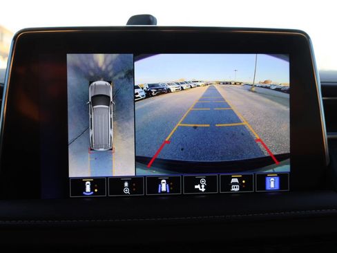 Used 2022 Chevrolet Suburban High Country image 24