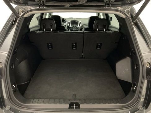 Used 2018 Chevrolet Equinox Premier image 28