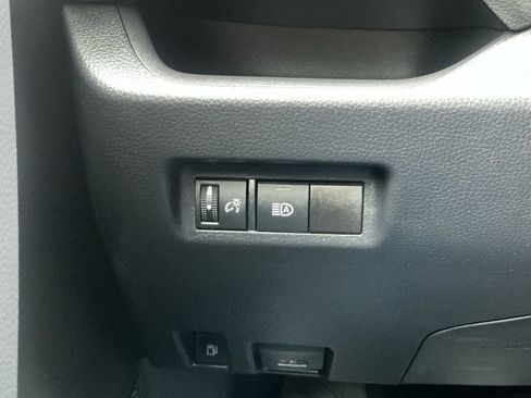 Used 2024 Toyota RAV4 XLE image 21