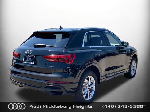 Used 2025 Audi Q3 2.0T Premium w/ Convenience Package image 6