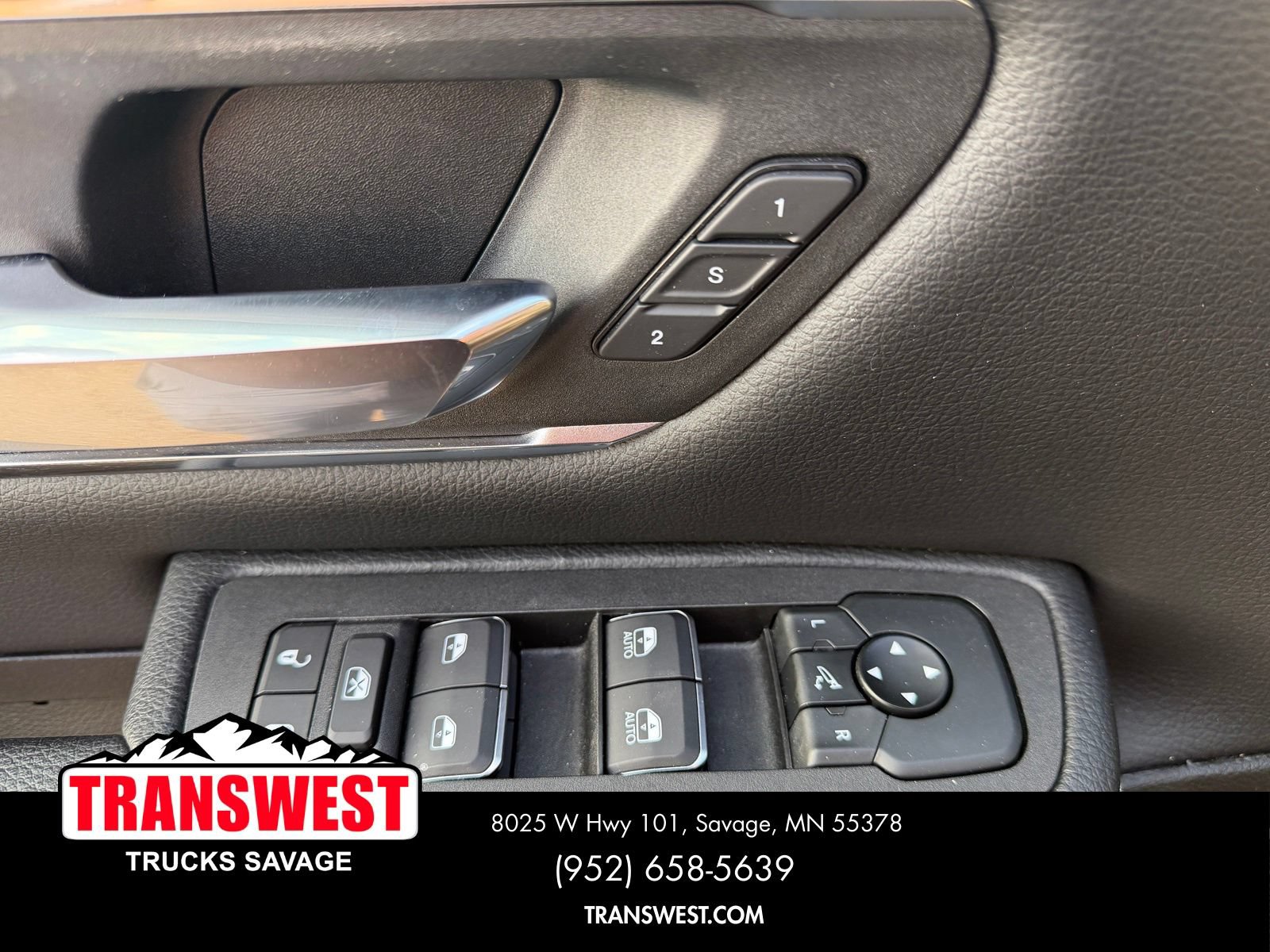 Used 2026 RAM 1500 Laramie AWD/4WD image 15