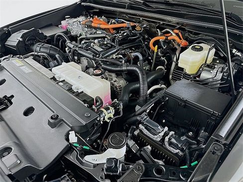 Used 2025 Toyota 4Runner Trailhunter image 28